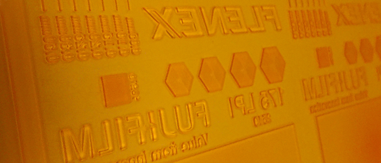 [photo] Close-up view of a flenex plate