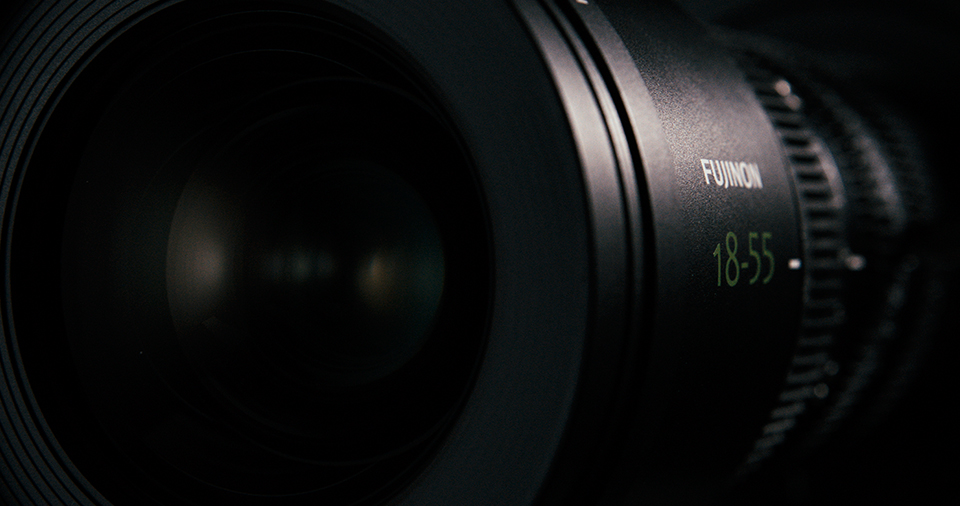 [photo] A front side view of an MK Series lens with Fujinon 18-55mm etched on the side